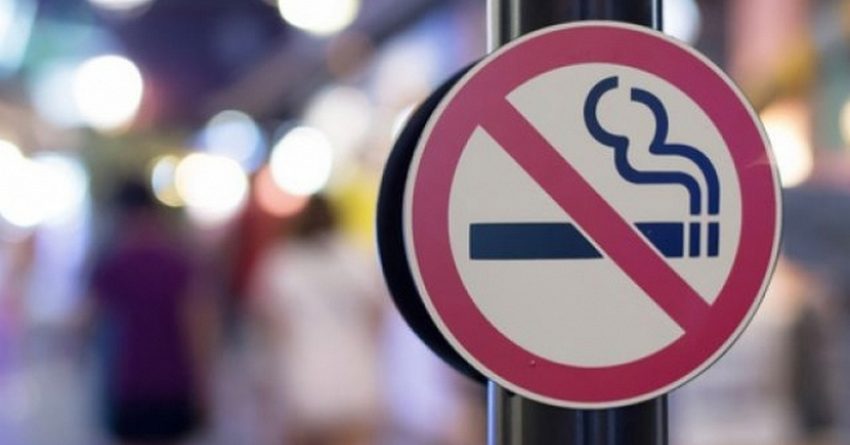 В Казахстане запретили продавать алкоголь и сигареты лицам младше 21 года