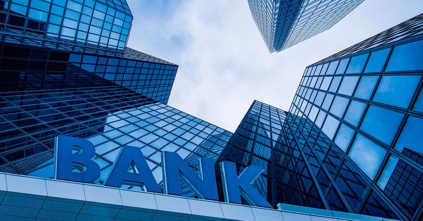 Иностранные банки в КР охотнее финансируют кыргызский импорт