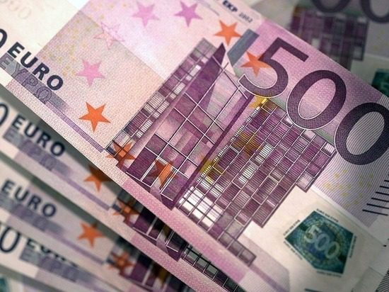Евро продолжает проседать к сому. НБ КР обновил курс на 22 июля