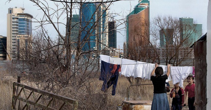 В Казахстане траты на борьбу с нищетой и голодом вырастут втрое в 2017 году