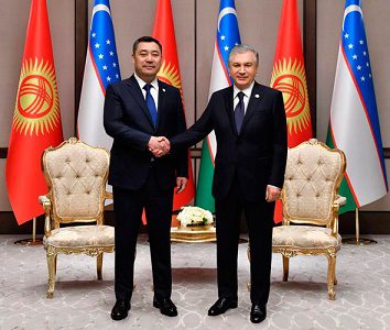 О железной дороге Китай – Кыргызстан – Узбекистан говорили Жапаров с Мирзиеевым