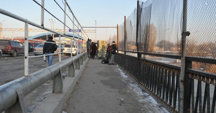 Казахстан с 11 апреля открывает сухопутные границы с Кыргызстаном