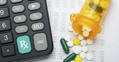В КР за превышение цен на лекарства Минздрав оштрафовал четыре фармкомпании