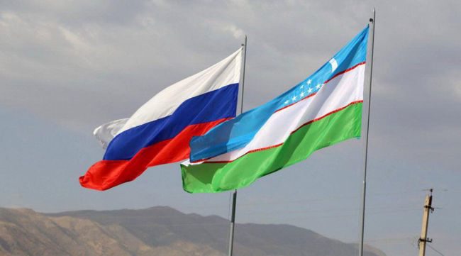 Өзбекстандыктарга Россиядан туристтик операторлор аркылуу келүүгө уруксат берилди