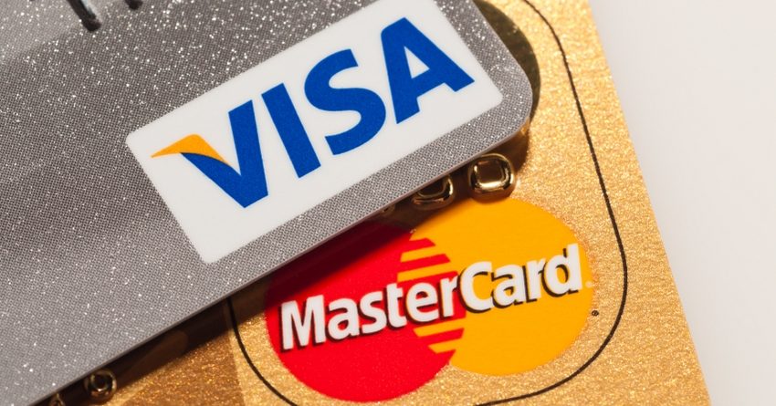 MasterCard обошла Visa по количеству выпущенных в Российской Федерации карт