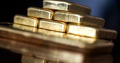 Кыргызстан сократил экспорт золота в Швейцарию в пользу Великобритании