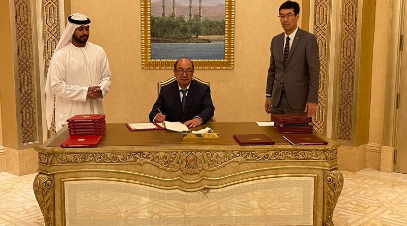 Центробанки КР и ОАЭ подписали документ о сотрудничестве
