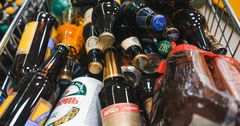 ГНС изъяла 6 тысяч бутылок алкоголя со странными акцизами