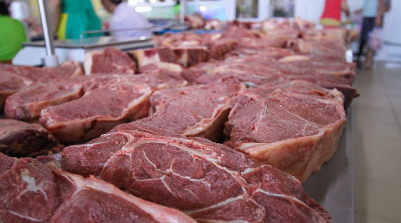 Кыргызстан начнет поставлять в Катар мясо и мед