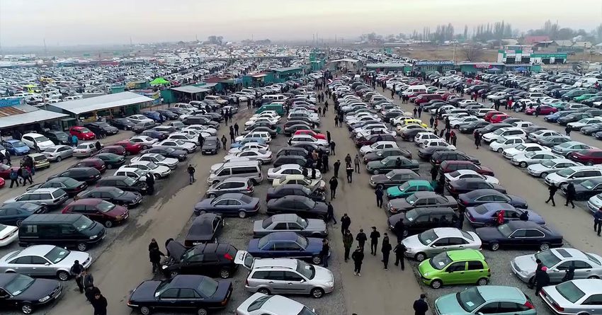 В Кыргызстане установлен исторический рекорд по росту цен на авто