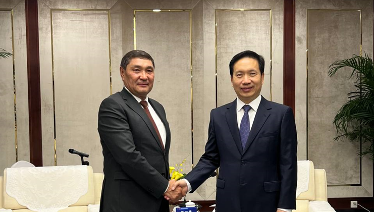 Министр сельского хозяйства обсудил с Китаем пути сотрудничества