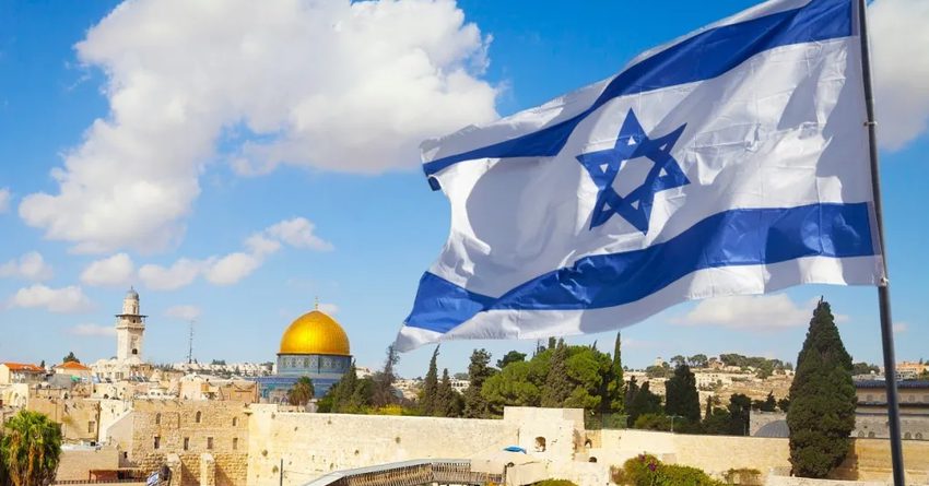 Минтруда обсуждает возможность трудоустройства граждан в Израиле