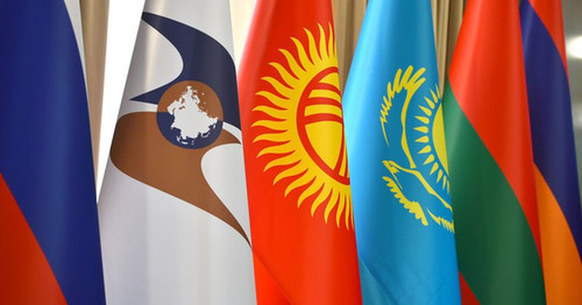 Кыргызстан менен Казакстандын соода жүгүртүүсү бир айда 4,2%ды түздү