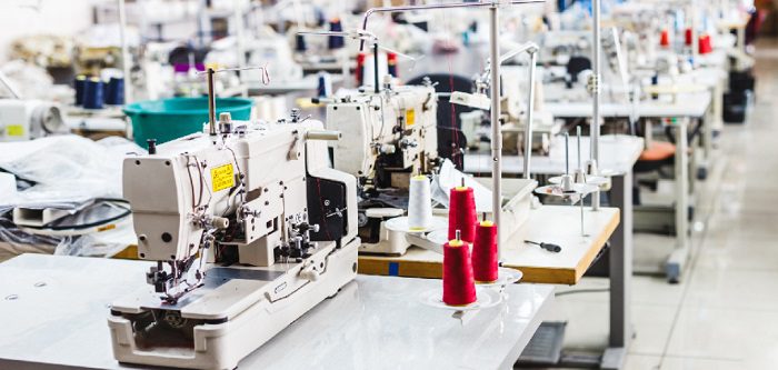 В КР после спада фиксируют заметный рост текстильного производства