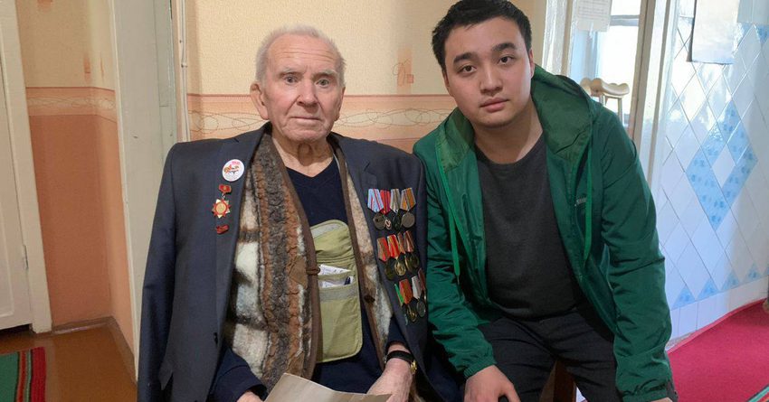 «Айыл Банк» оказал адресную помощь 30 ветеранам ВОВ по городу Бишкек