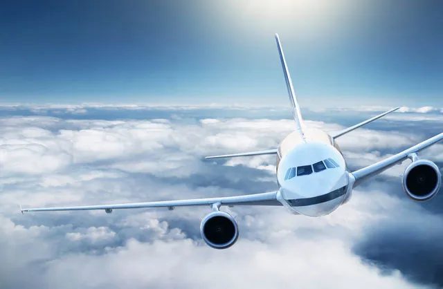 Авиакомпания «МАМ» будет демпинговать цены на международные перелеты