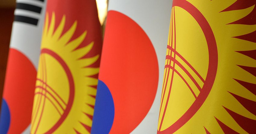 Больше 60 кыргызстанцев получили пенсии от Республики Корея