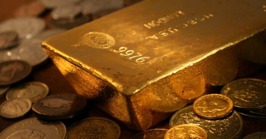 Решения ФРС США и Банка Японии подняли цену на золото на 22-месячный пик