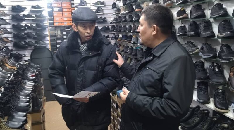 Аким Октябрьского района рассказал о ККМ на Орто-Сайском рынке
