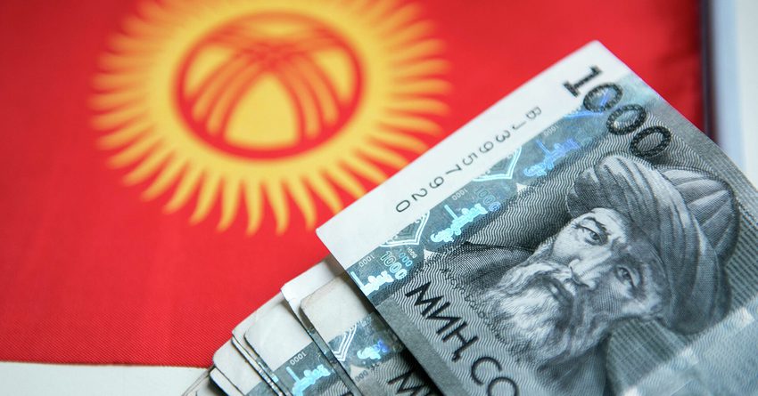 Кыргызстанда 1-апрелден баштап бюджеттик кызматкерлердин айлыгы көбөйөт