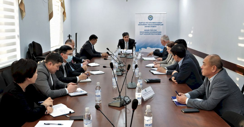 ТЭО железной дороги КНР-КР-Узбекистан подготовят до 1 июня 2023 года