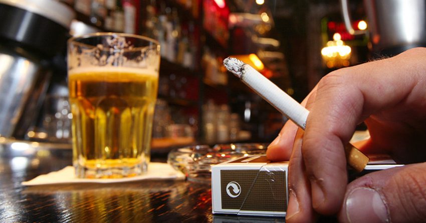 В Иссык-Кульской области цены на алкоголь и сигареты выросли на 4.6%