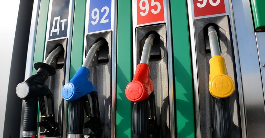 В Казахстане дефицит бензина и дизельного топлива