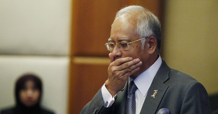 Премьер-министр Малайзии перевел на свой счет более $600 миллионов через государственный инвестфонд
