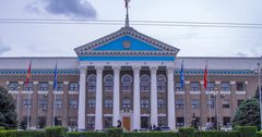 Мэрия Бишкека потратит из горбюджета на сувениры 190 тысяч сомов
