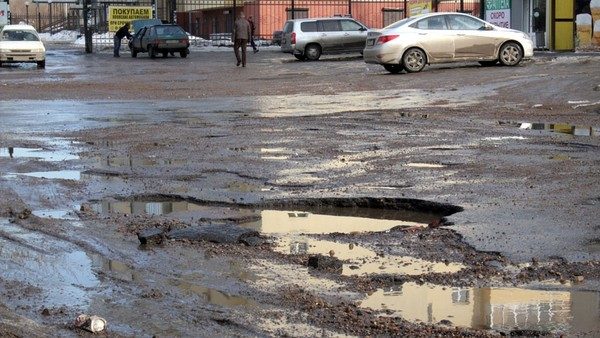 Дороги в Центральной Азии требуют ремонта. Особенно в Кыргызстане - исследование
