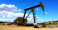 В рамках договоренностей с ОПЕК Казахстан снизил добычу нефти на 20 тыс. баррелей
