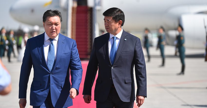 Мамин прибыл в Кыргызстан. Что он будет обсуждать с Абылгазиевым?