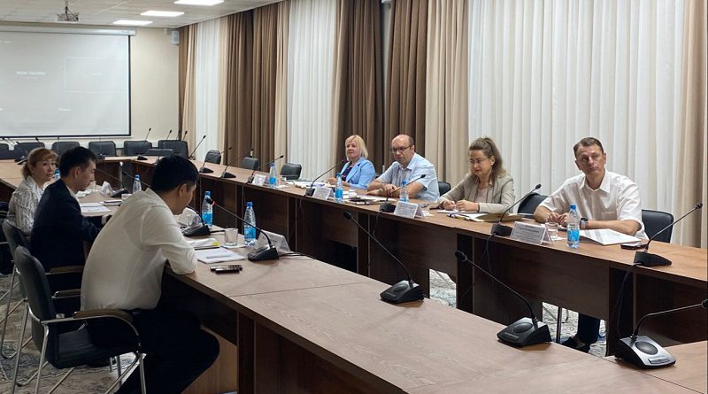 Сотрудники центробанков стран ЕАЭС прошли стажировку в Нацбанке КР