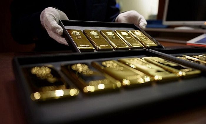 За неделю унция золотого слитка НБ КР подешевела на 3.78%