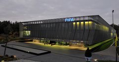 ФИФА впервые за 13 лет понесла убытки
