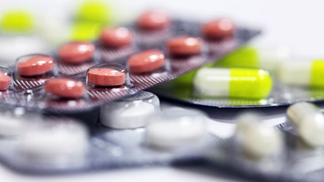 Объем выпуска фармацевтической продукции в КР сократился на 42%