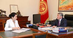 Атамбаев сомневается в законности соглашений по Кумтору
