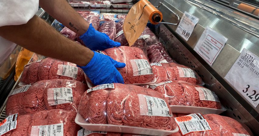 За год мировые цены на мясо снизились на 5% — ФАО