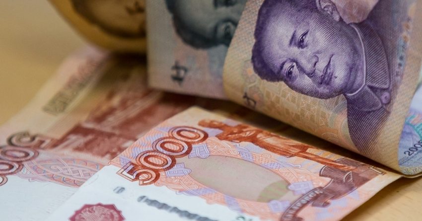 Россия и Китай отказались от доллара в пользу нацвалюты