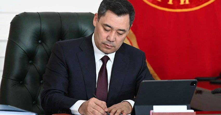 Президент подписал поправки в закон о выборах депутатов