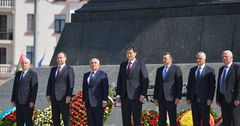 Улукбек Марипов Лукашенко менен жолукту