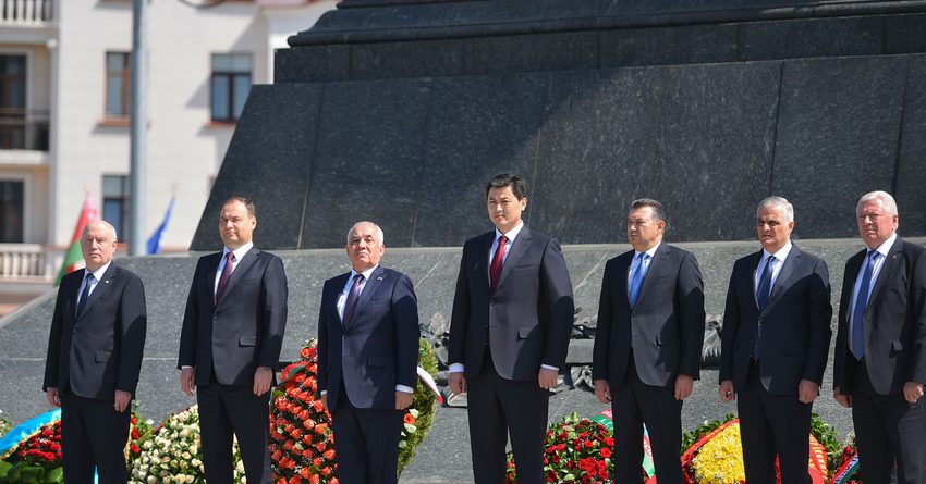 Улукбек Марипов встретился с президентом Беларуси Александром Лукашенко