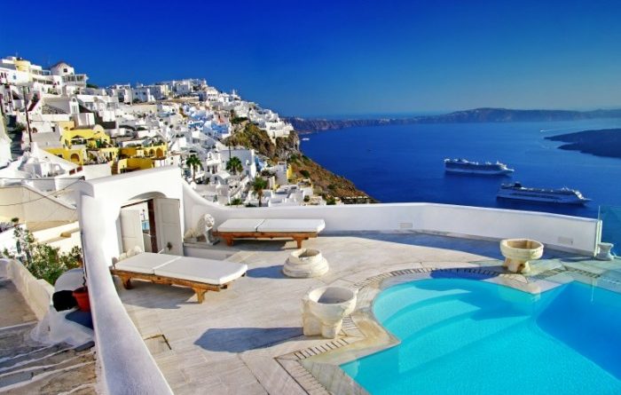 Греция получила рекордные доходы от туризма — €18.5 млрд