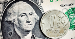 Курс доллара на Московской бирже упал ниже 78 рублей
