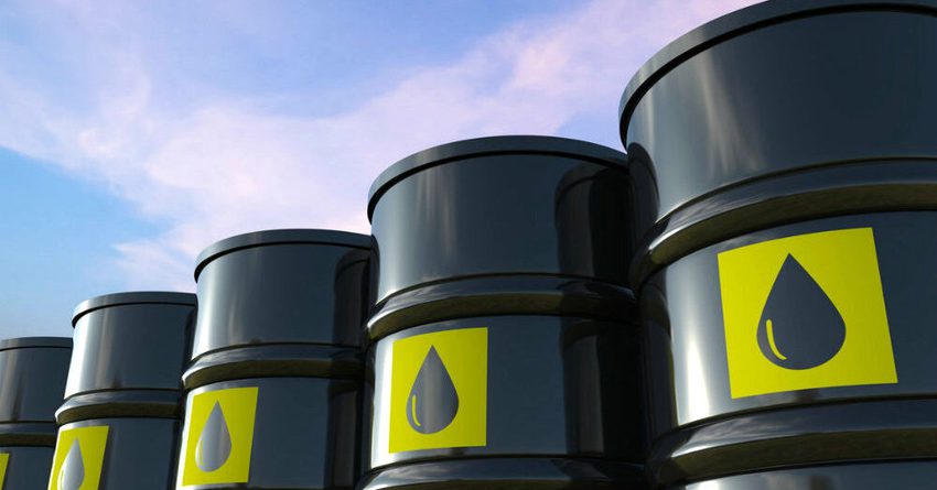 Кабмин продлил запрет на вывоз нефти и нефтепродуктов из Кыргызстана