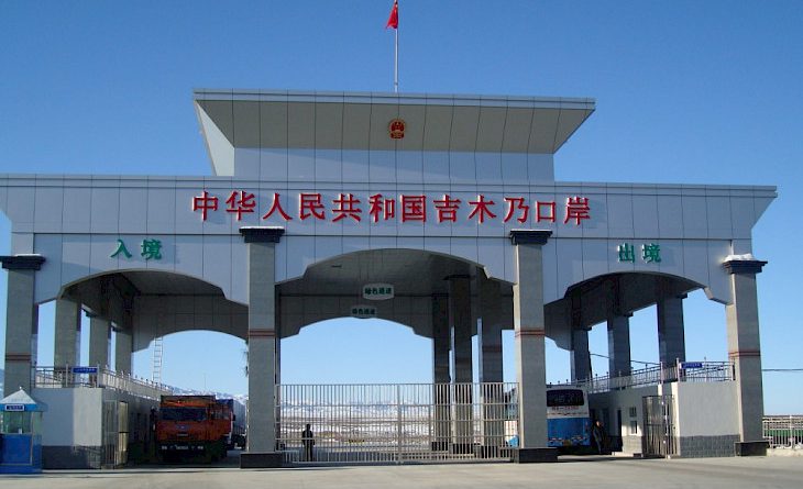 Пункты пропуска на кыргызско-китайской границе закроют до 4 января