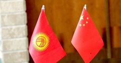 Китай освободит ряд стран от долгов. Кыргызстана в этом списке нет
