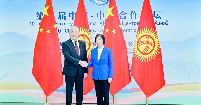 КР и Китай обсудили строительство ЖД КНР — КР — Узбекистан