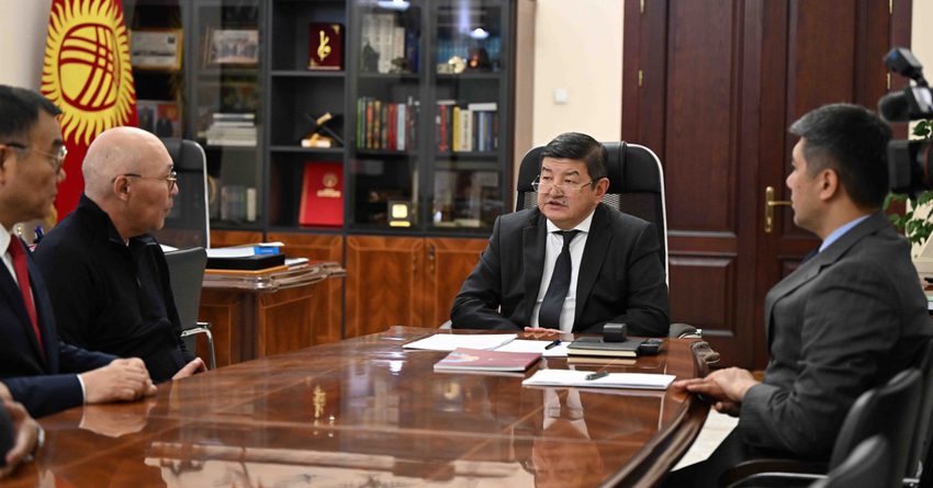 Акылбек Жапаров обсудил с китайской компанией строительство ГЭС