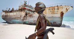 Дешевая нефть заставляет пиратов похищать людей